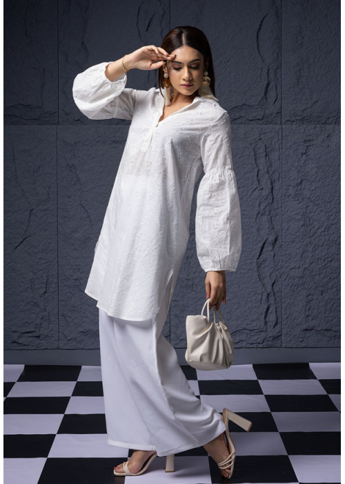 AYARA WHITE KURTHA
